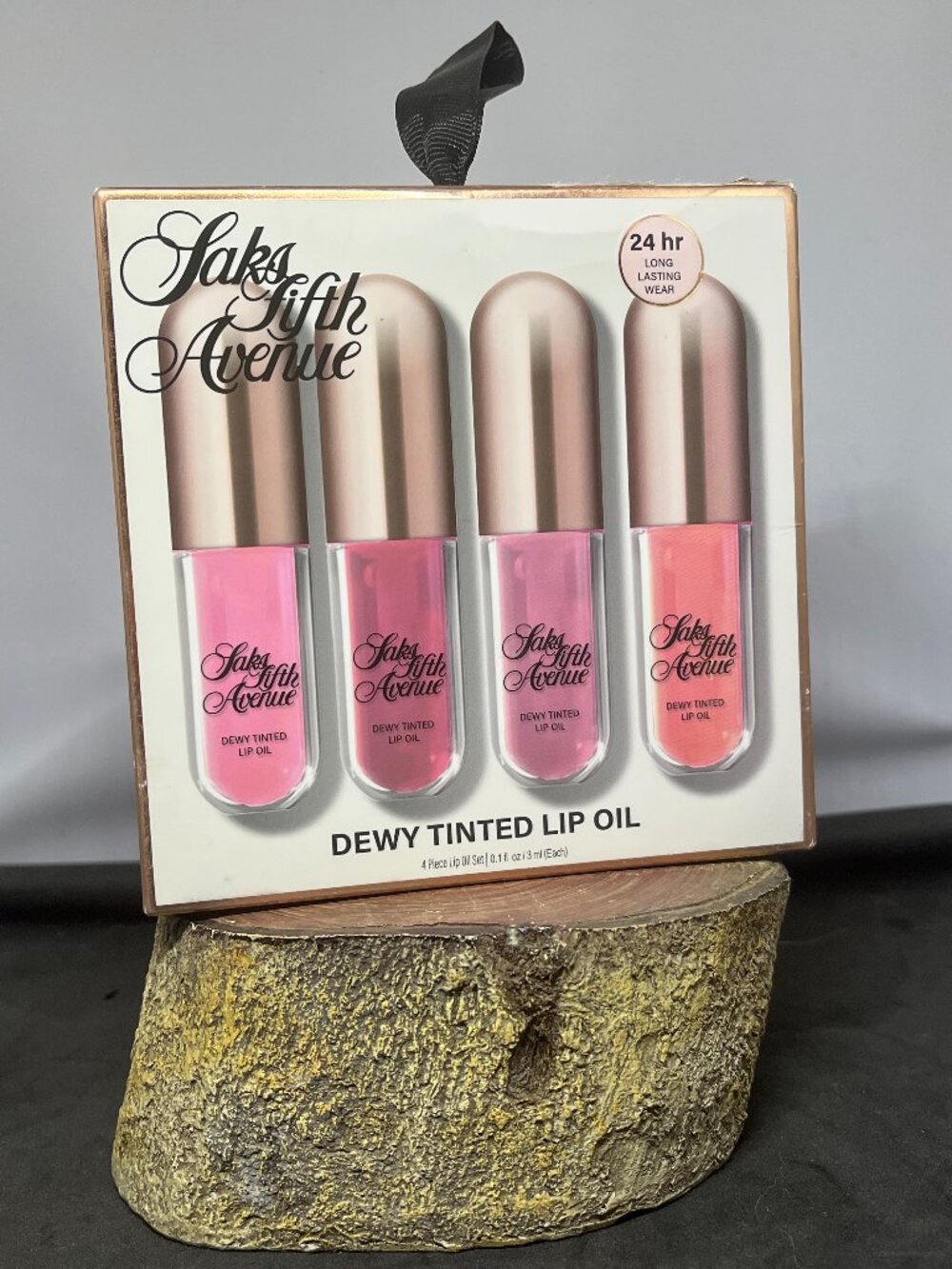 Sak's Lip Set